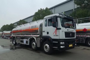  Sinotruk Sitrak 6X2 20.6 cbm Fuel Tank Truck 