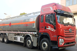 Jiefang 8X4 26.3m³ Oil Delivery Truck