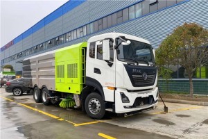 Dongfeng 6X4 road cleaning truck