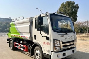 JAC 6 wheels road maintenance vehicle