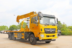 Tri-Ring 6X2 wrecker truck with crane