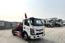 Ochi X2 hook arm garbage truck