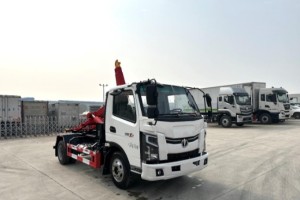 Ochi X2 hook arm garbage truck