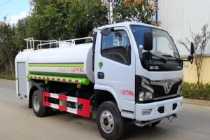 Dongfeng 4X2 4.5m³ fire sprinkler truck