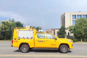 Foton 4X4 pickup truck emergency rescue vehicle