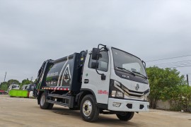 Dongfeng D6 6m³ compressed garbage truck