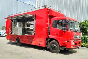 Dongfeng Tianjin 4X2 kitchen Truck