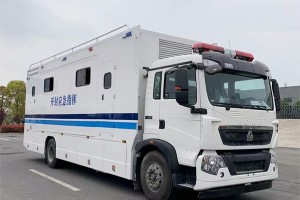 Sinotruk Howo 4X2 Communication Command Vehicle