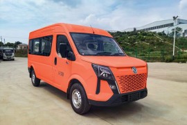 Dongfeng Yufeng 9-seater personnel carrier