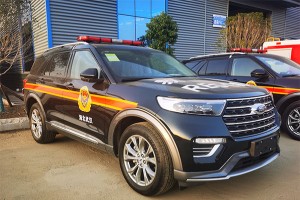Ford SUV 4X4 Command Vehicle