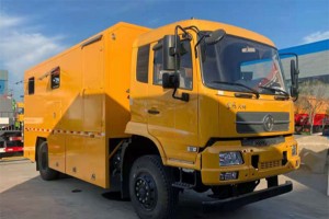 Dongfeng Tianjin 150 person outdoor self-propelled cooking truck