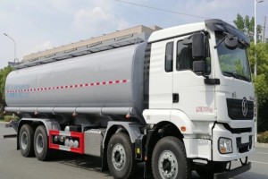 Shacman Delong M3000 8X4 sewage suction truck
