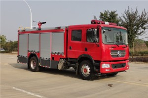 Dongfeng D9 4X2 7-ton water tank fire truck